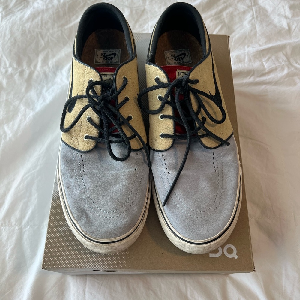 Nike SB Janoski + Alabaster and Chilli Red